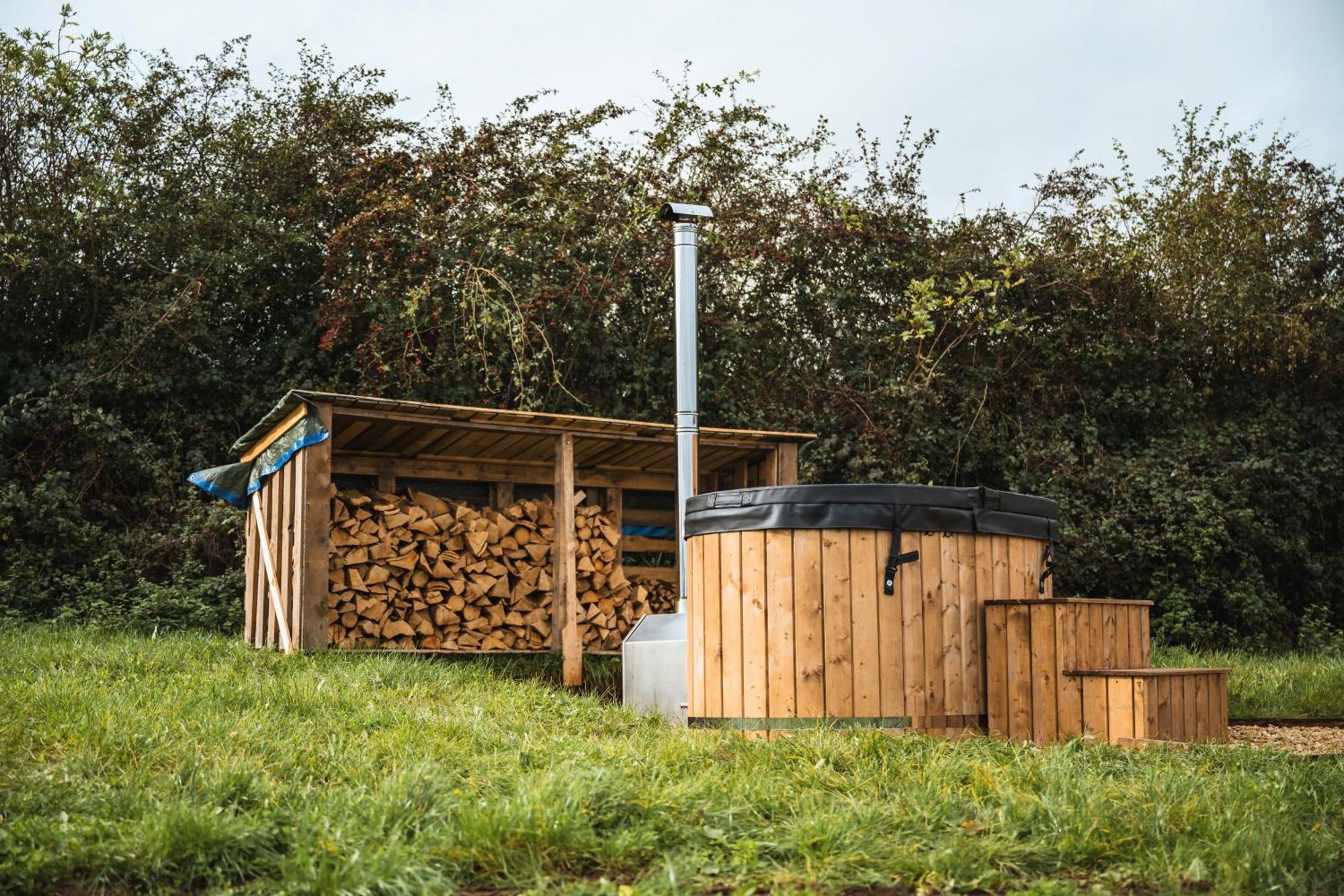 White House Hideaway Lägenhet Brockhampton Exteriör bild